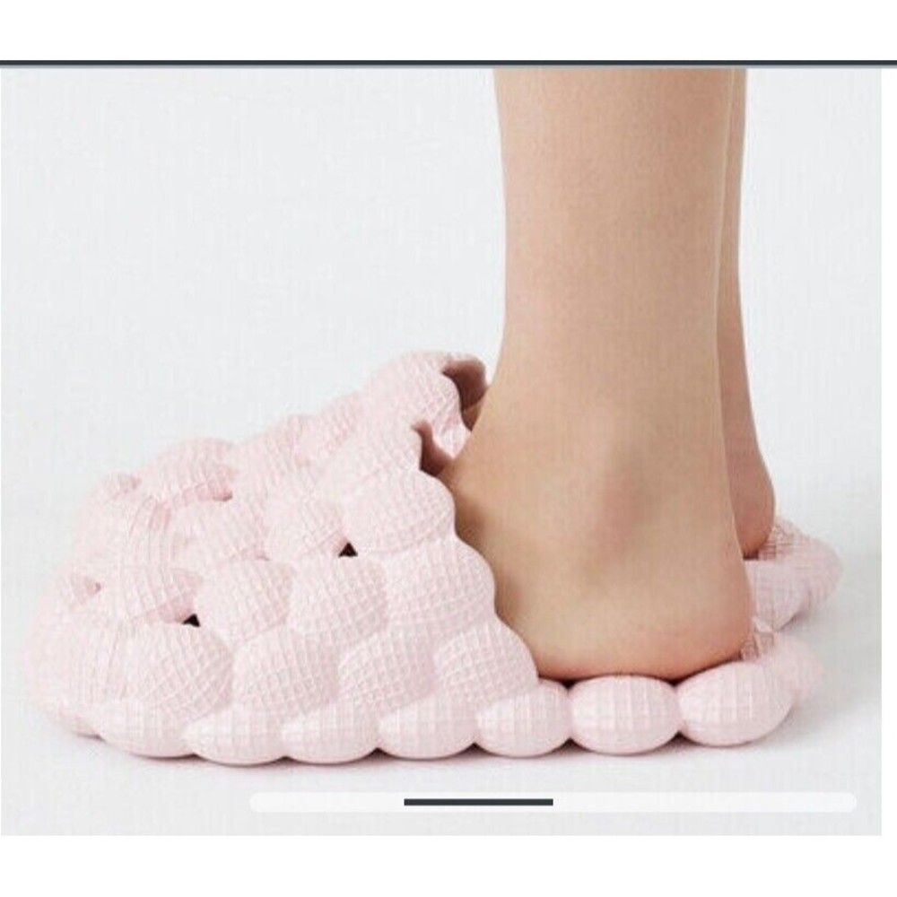New Unisex Massage Bubble Slippers / SLIDES in Pink size 9